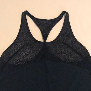 LULULEMON size 4 Twist & Train Tank